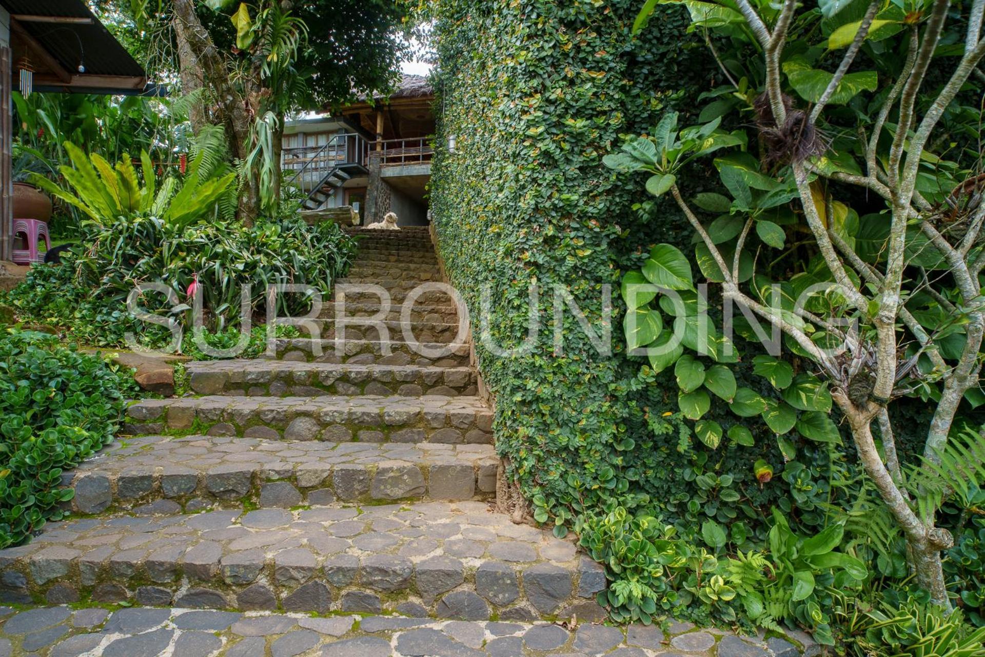 Rumah Lereng 万隆 外观 照片